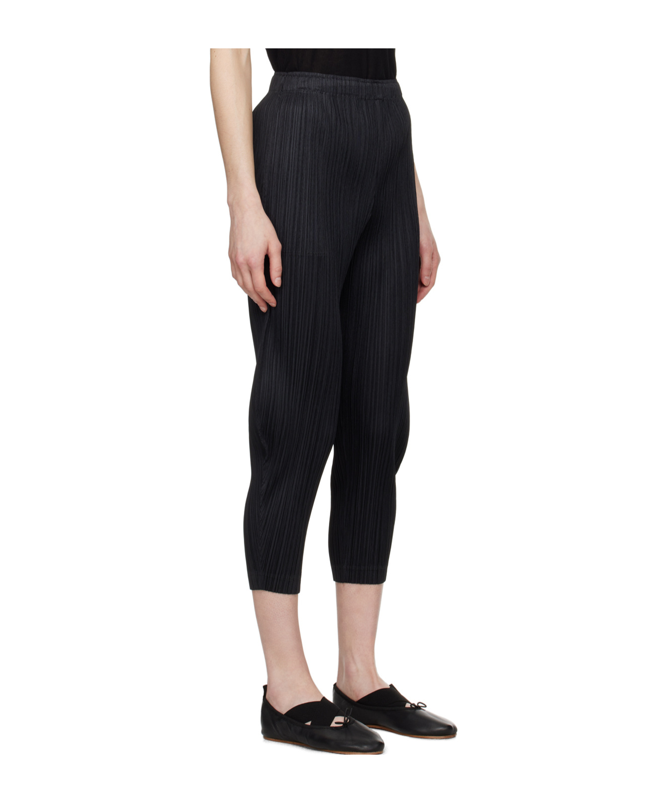 Shop Issey Miyake Elastic Waist Casual Pants In Black