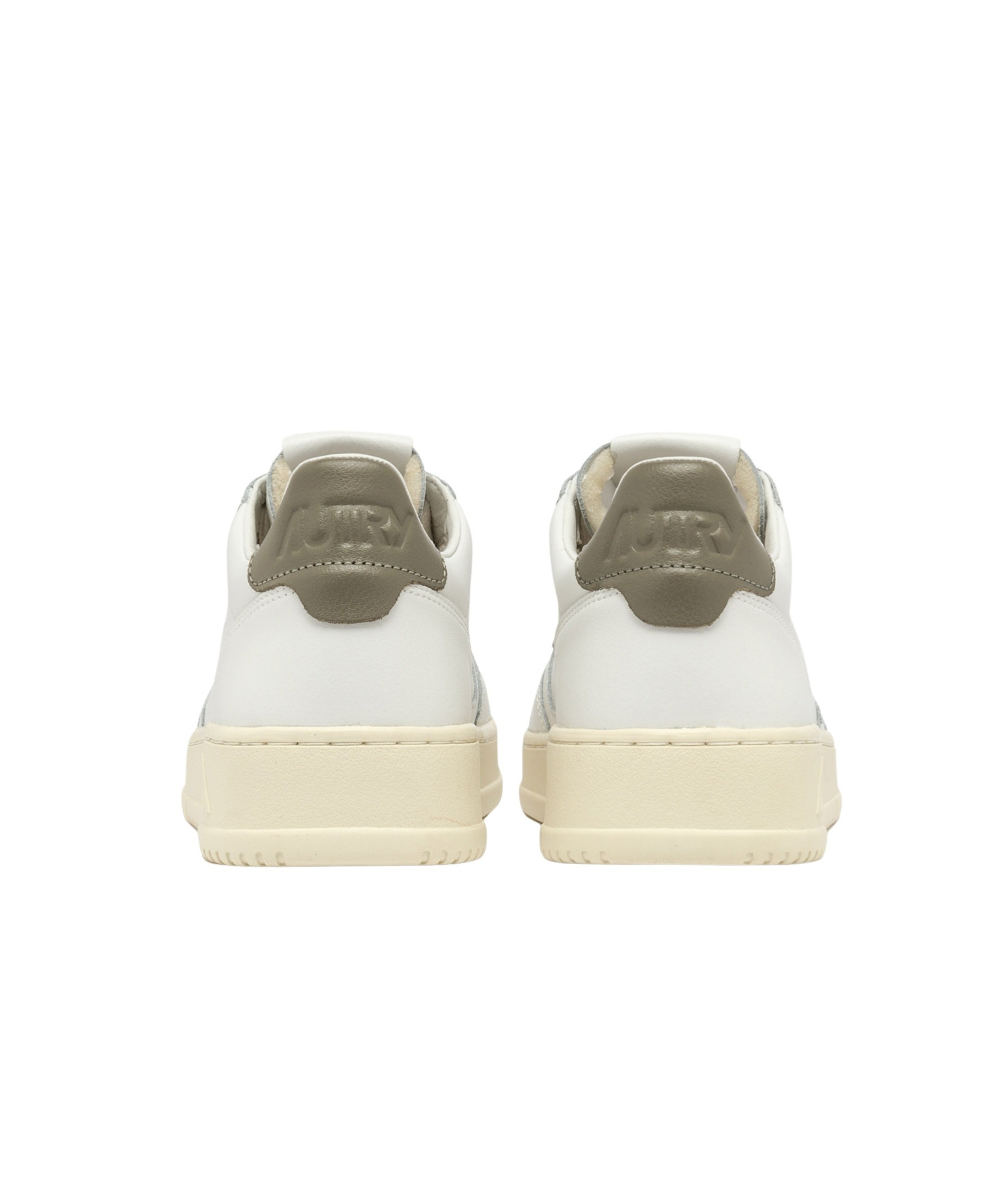 Autry Round Head Low-cut Casual Shoes In White