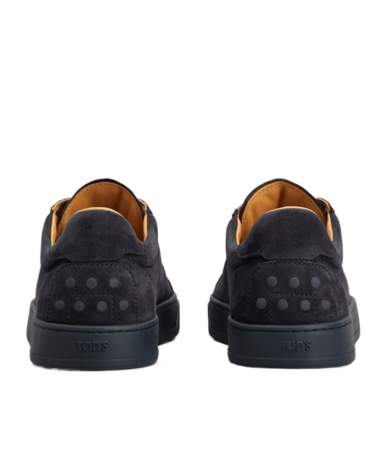 Tod's Laced Sneakers In Black