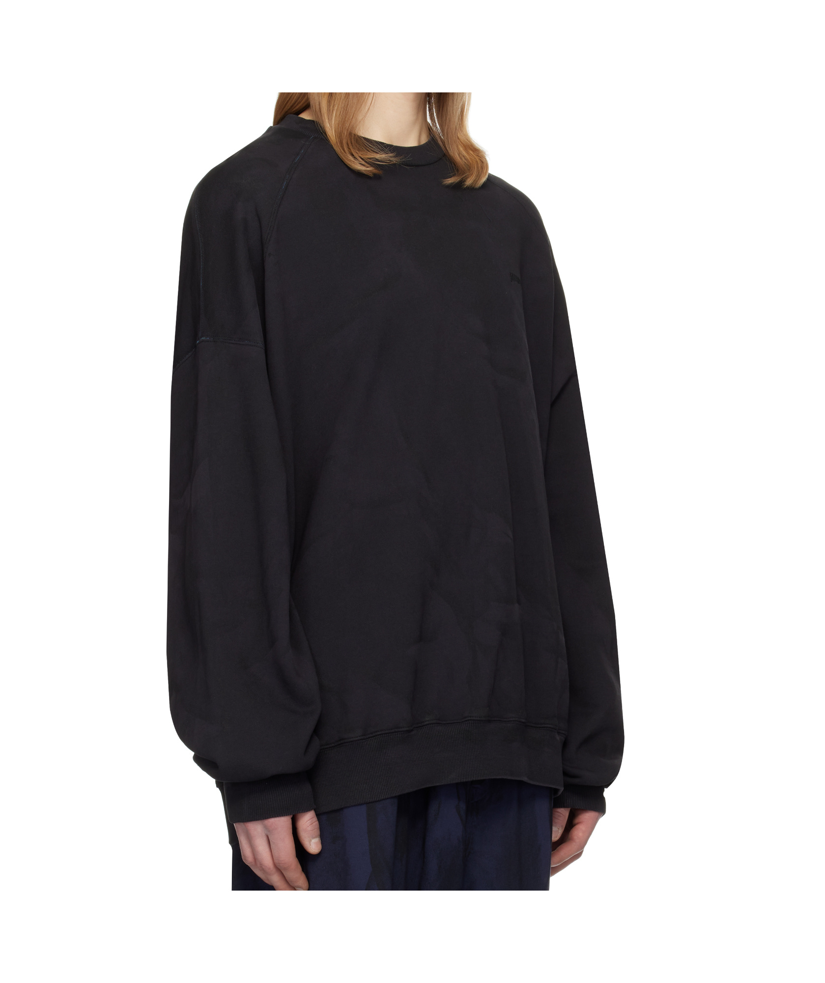 Juunj Long Sleeve Sweatshirt In Black