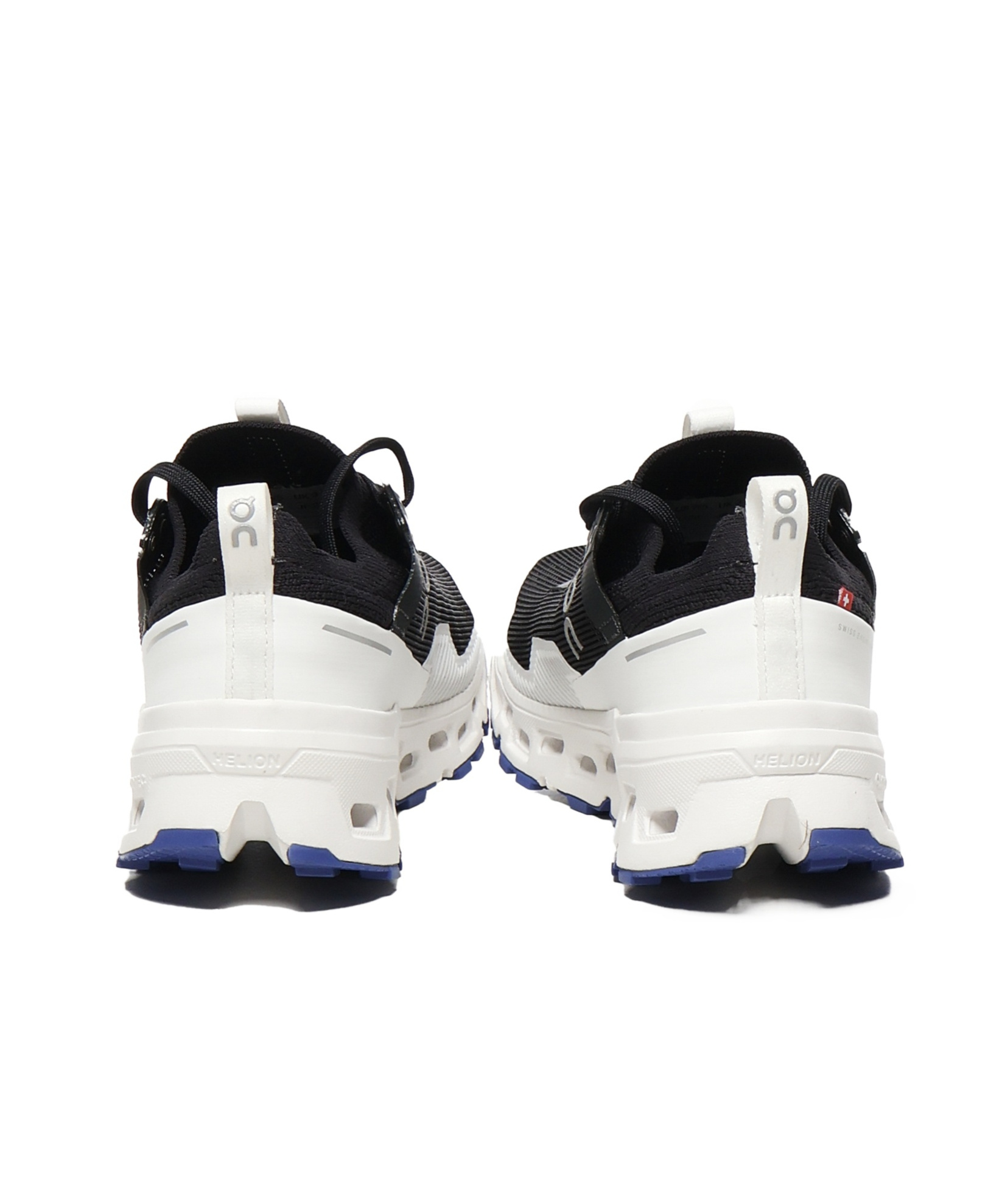 On Running Round Toe Sneakers