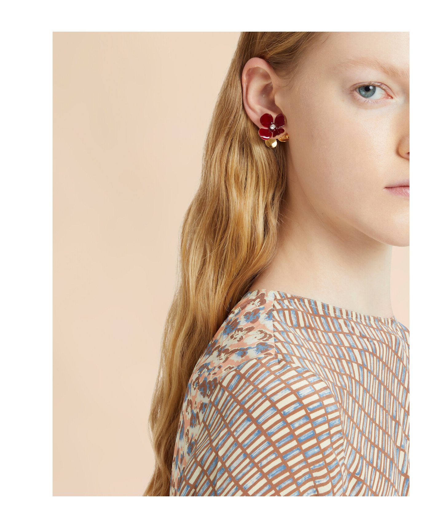 Marni Burgundy Enamel Flower Stud Earrings In Gold