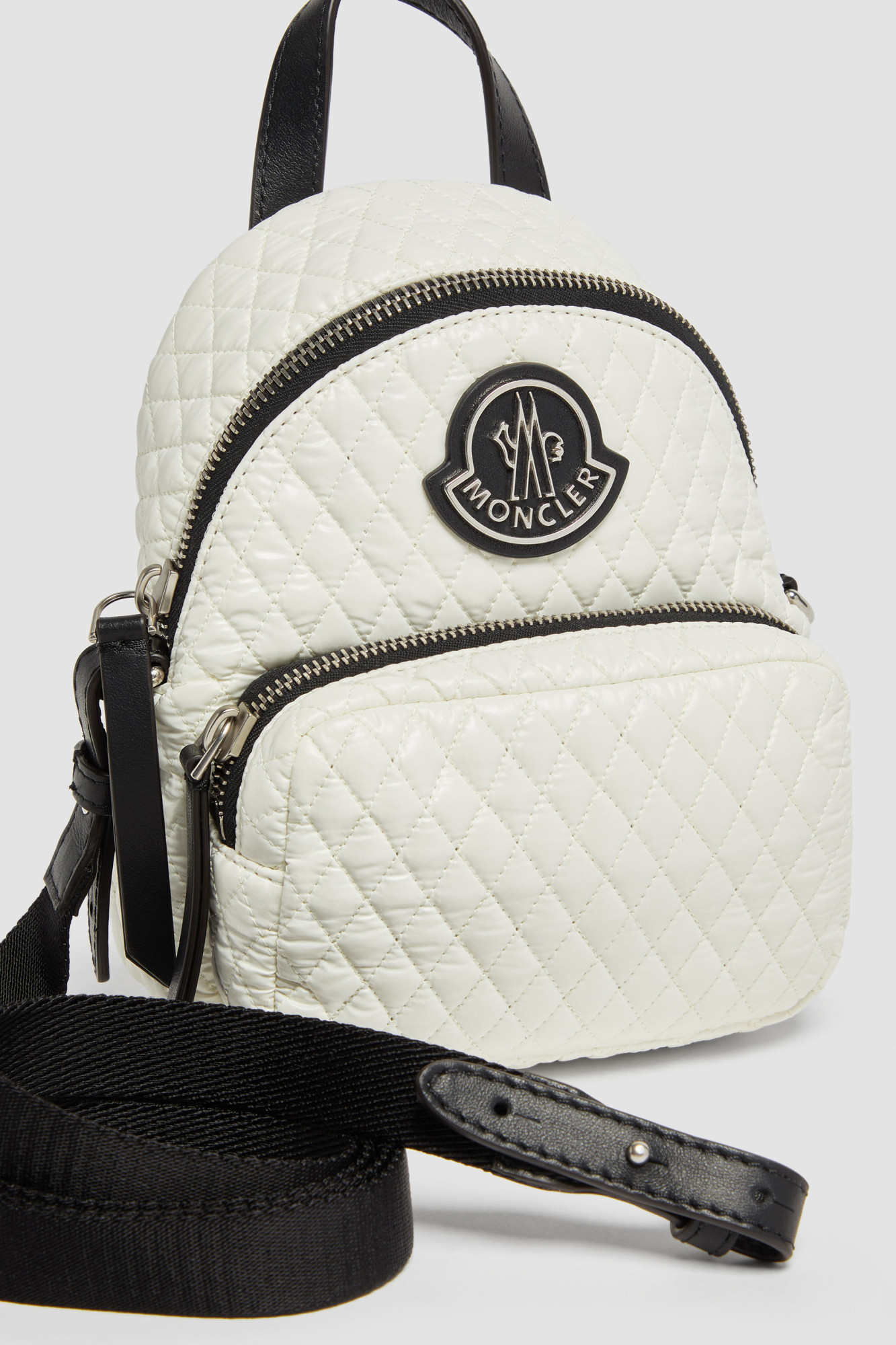 Moncler Shoulderbags In White