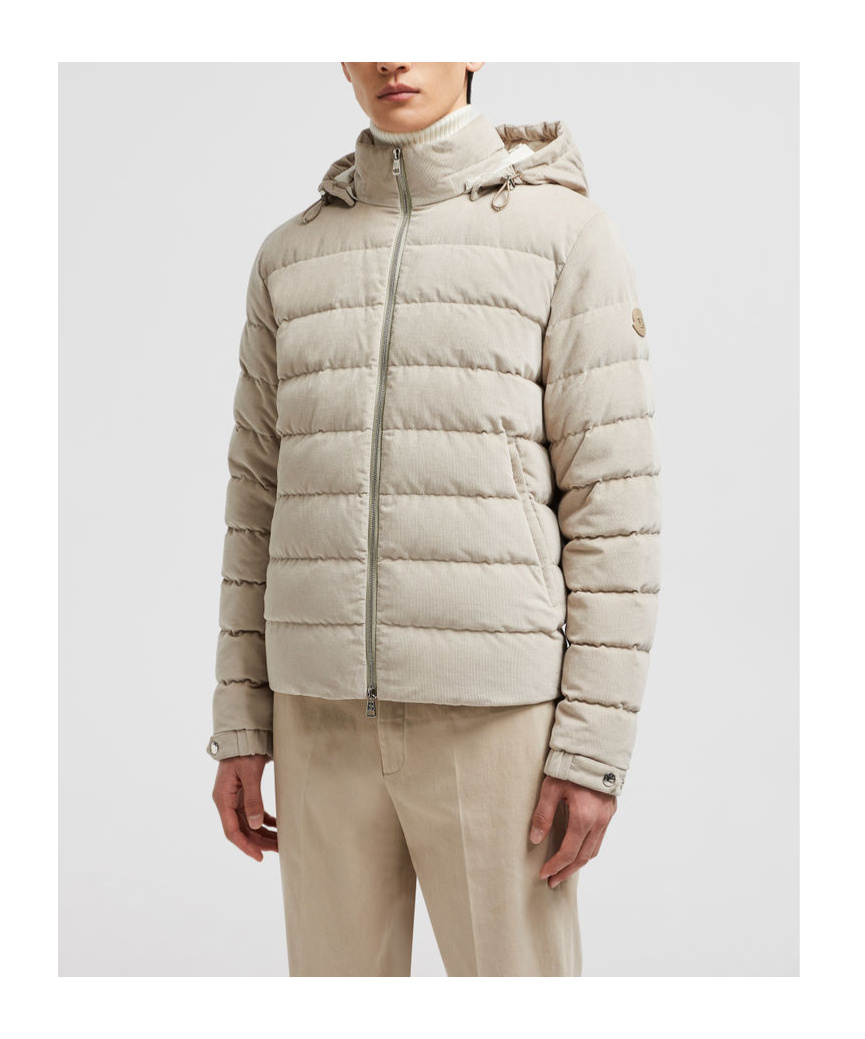 Moncler Chionea Short Down Jacket In Gray