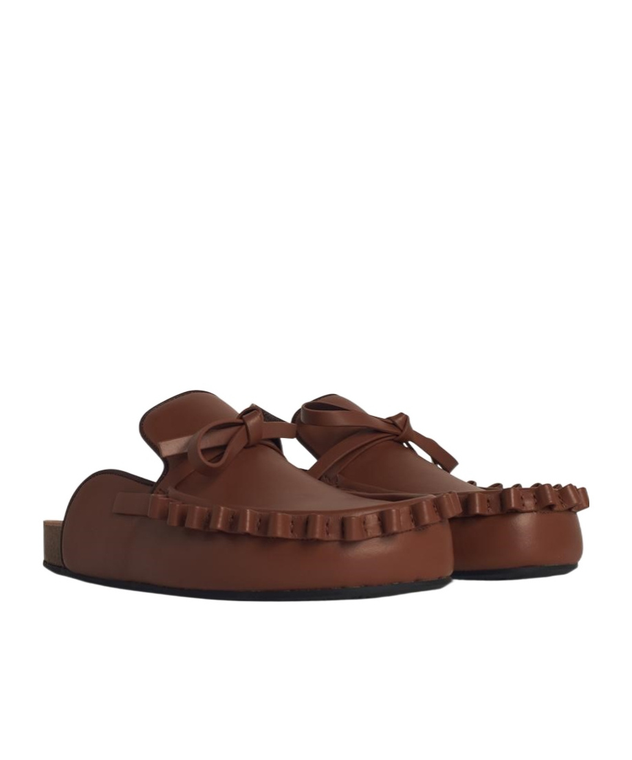 Jw Anderson Round Head Muller Shoes In Red