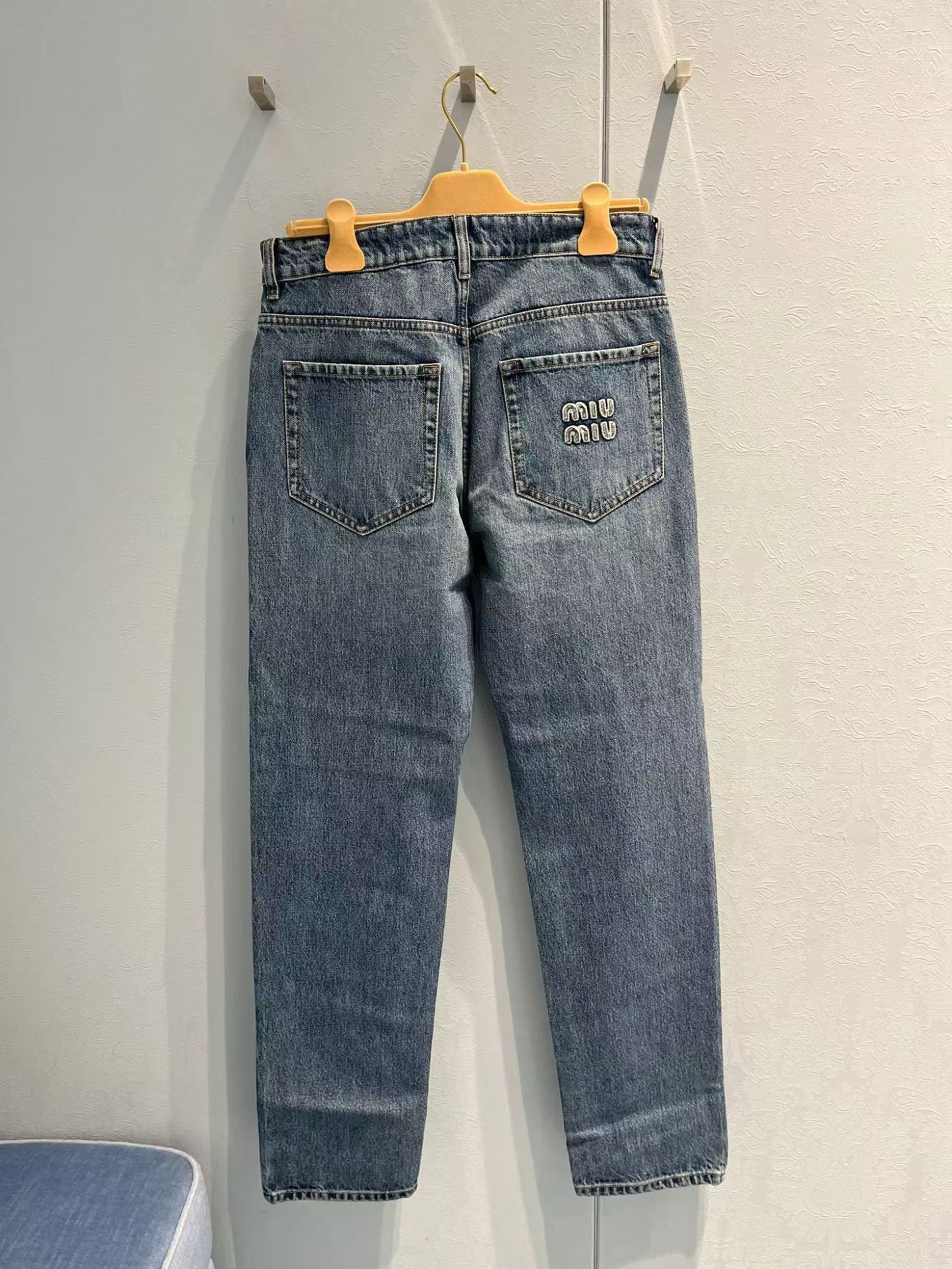 Miu Miu Embroidery Logo Jeans Pants In Blue