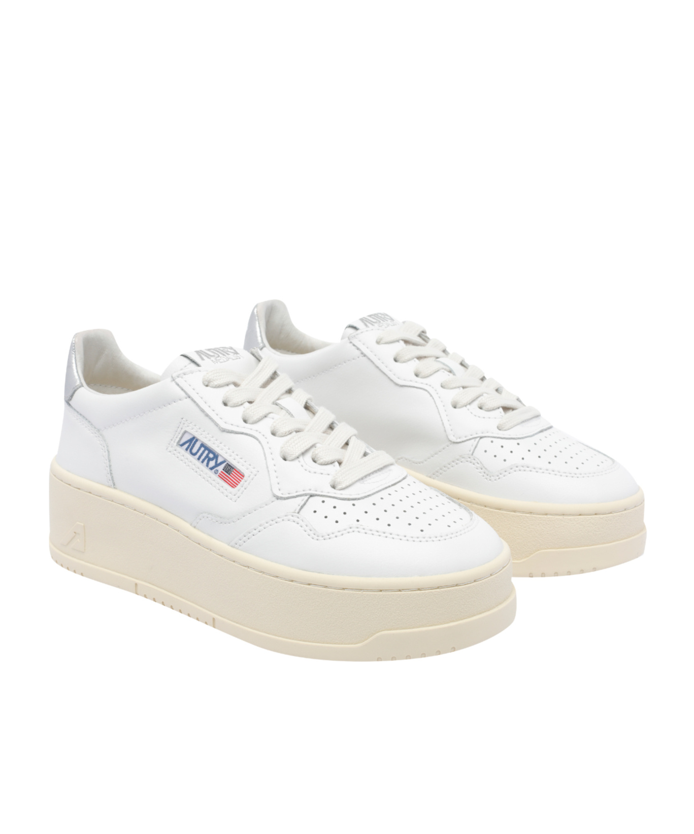 Autry Womens White Medalist Low-top Leather Trainers In White