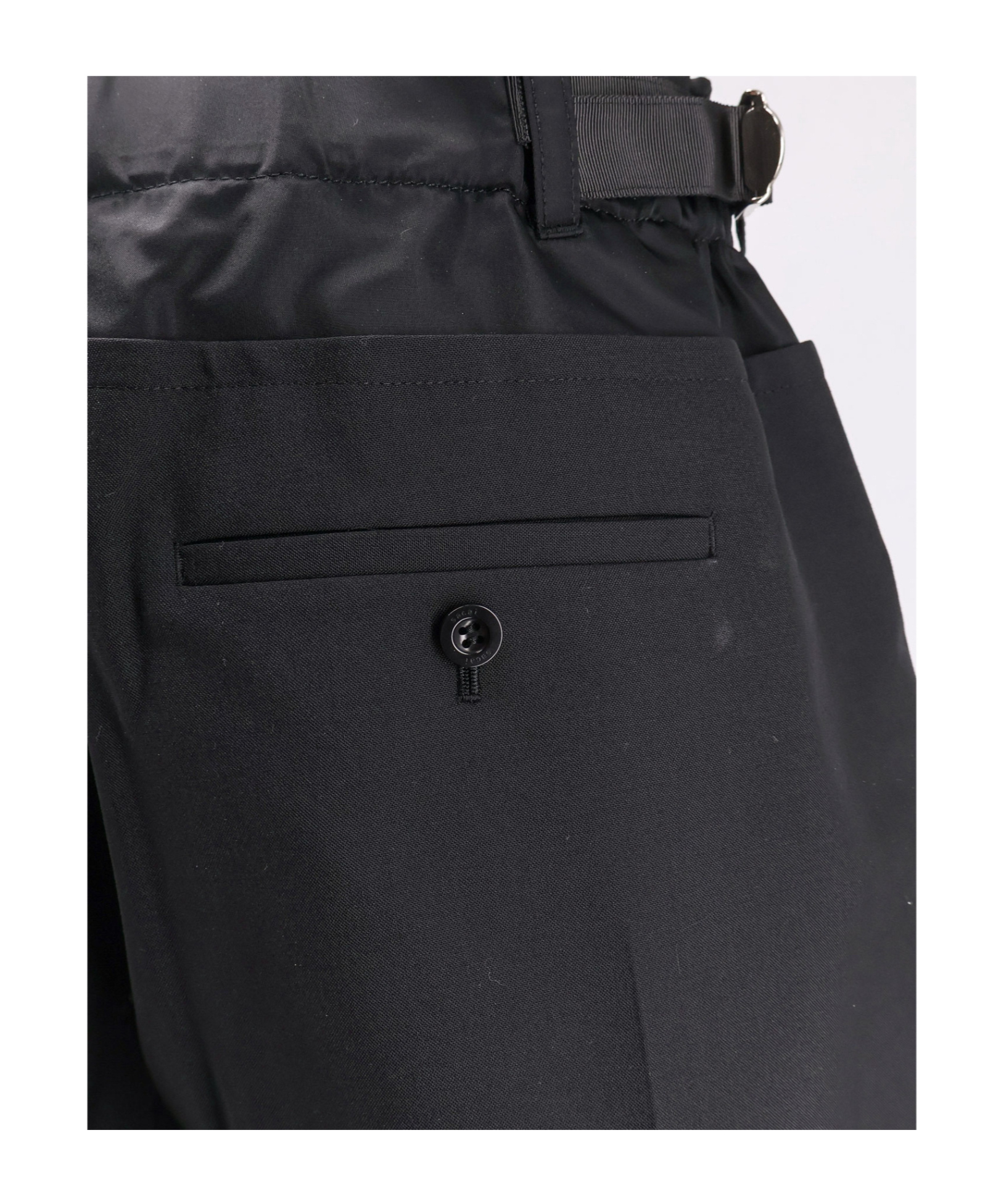 Sacai Front Pleats Wool Blend Shorts In Black