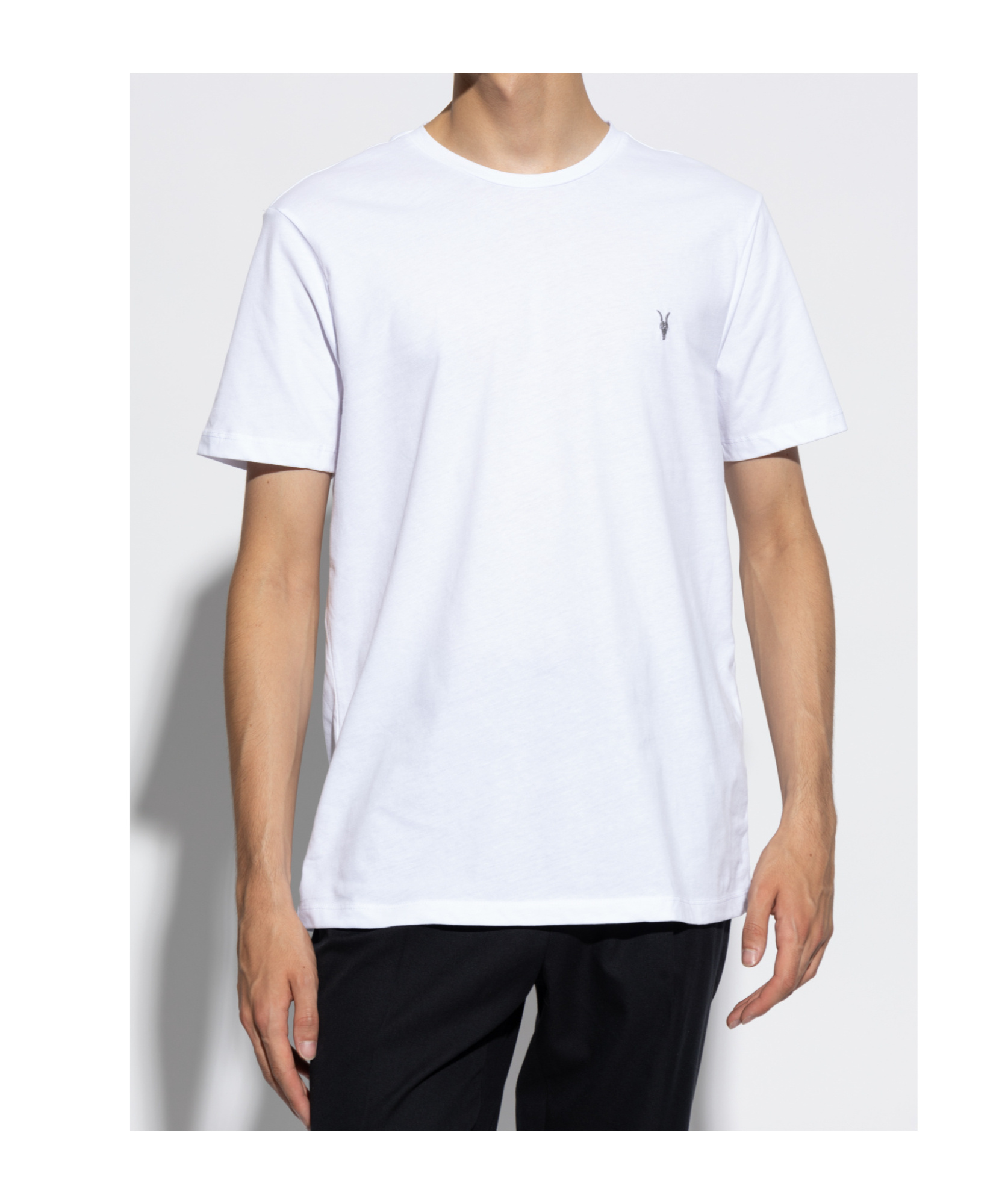 Allsaints Short-sleeved T-shirt Three-piece Set In White