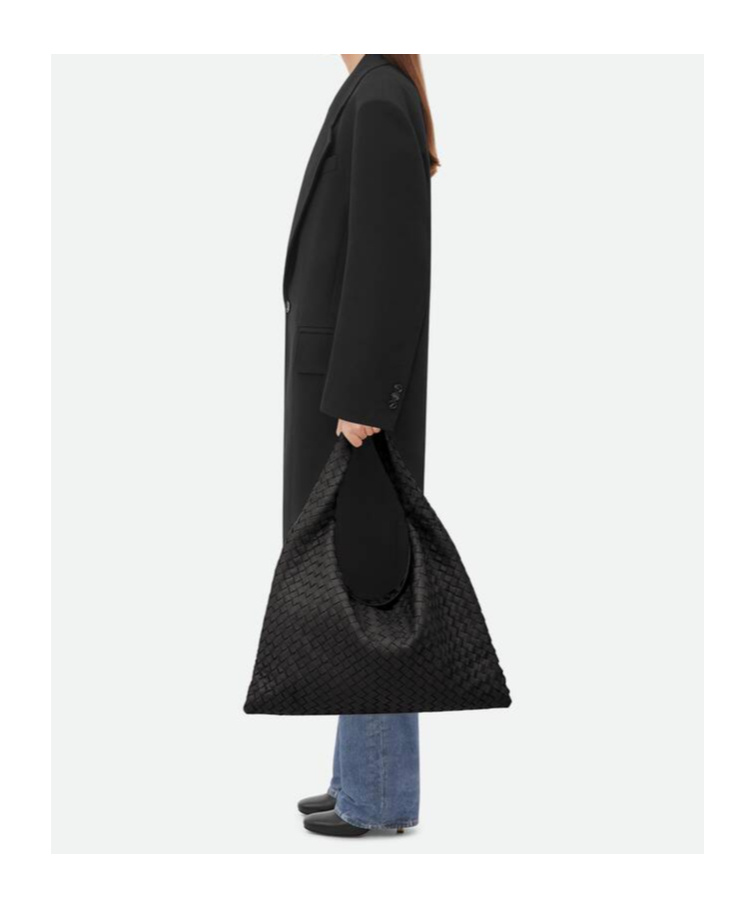 Bottega Veneta Large Leather Hop Shoulder Bag In Black