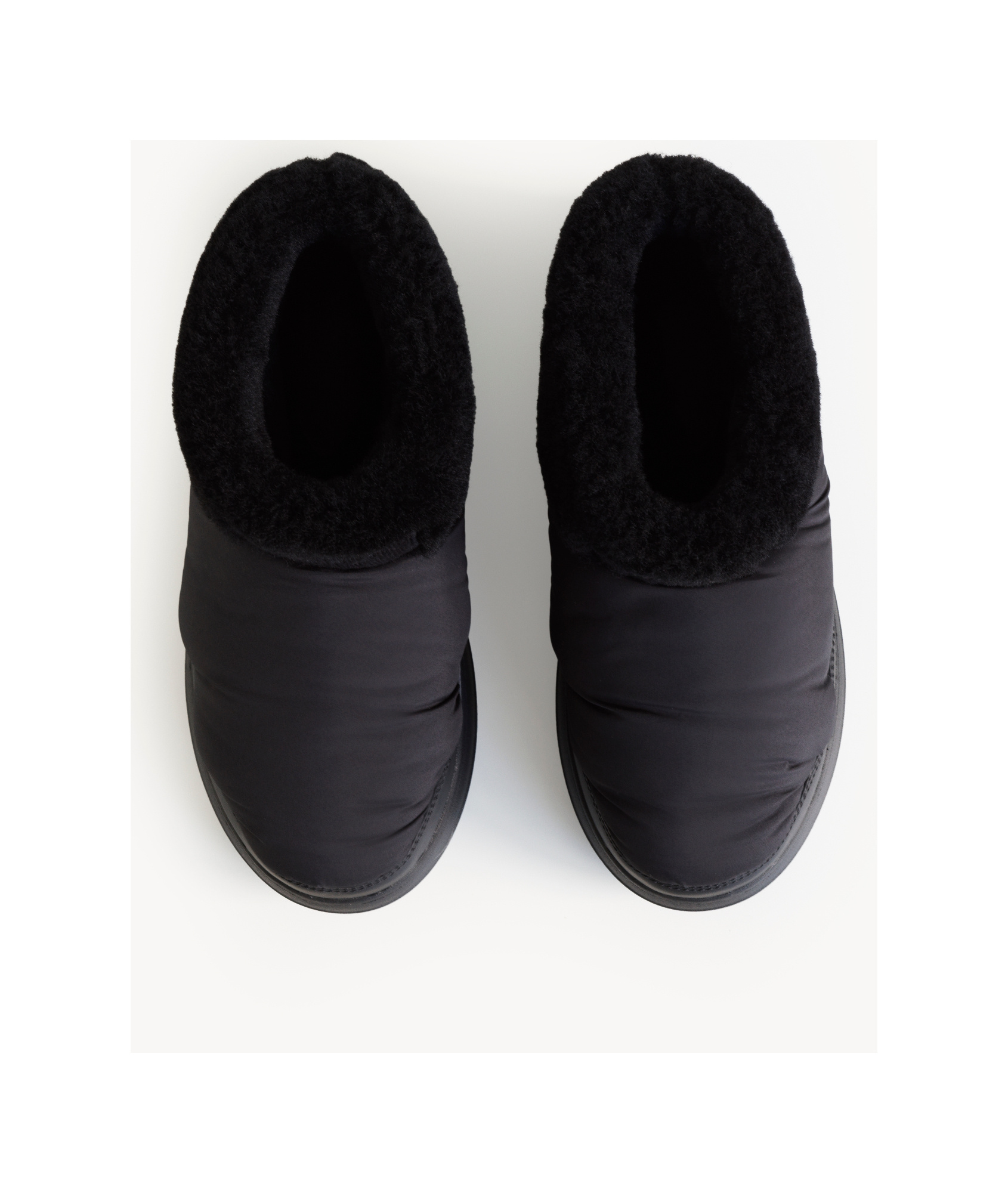 Chloé Polar Faux Shearling-trimmed Ankle Boots In Black