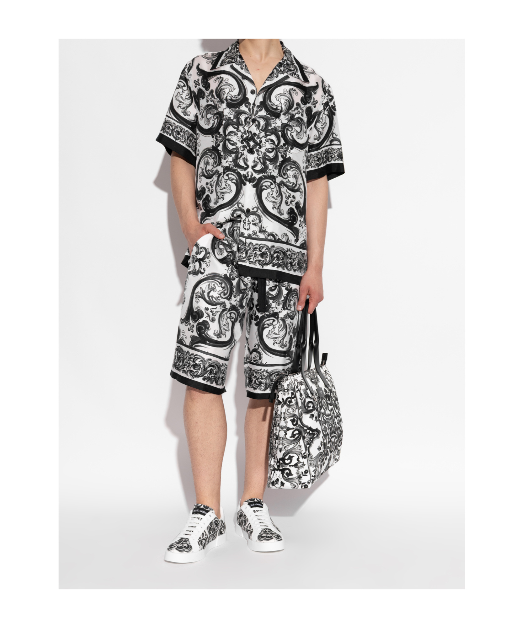 Dolce & Gabbana Majolica-print Portofino Light Strobel Sneaker