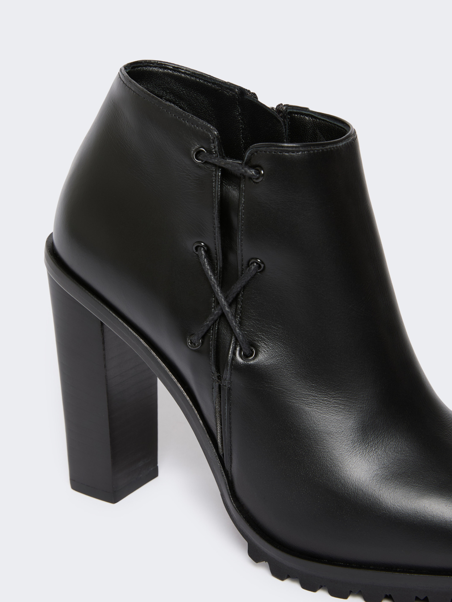 Max Mara Smooth Leather Booties In Black