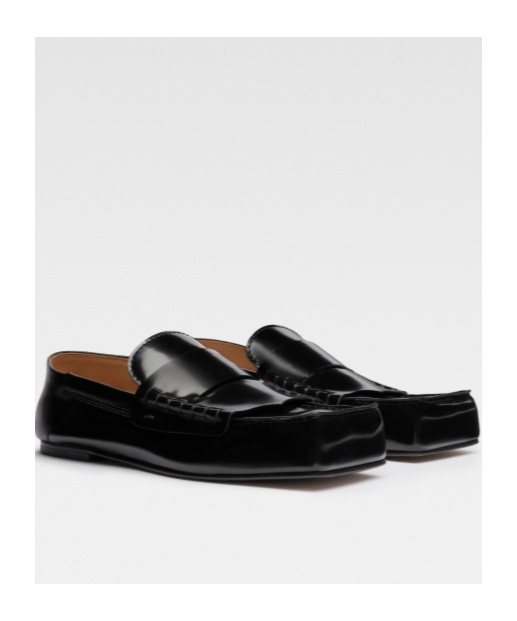 Shop Jacquemus Square-toe Flat Shoes In Black