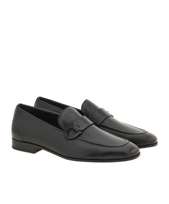Ferragamo Bonny Gancini Leather Loafers In Black