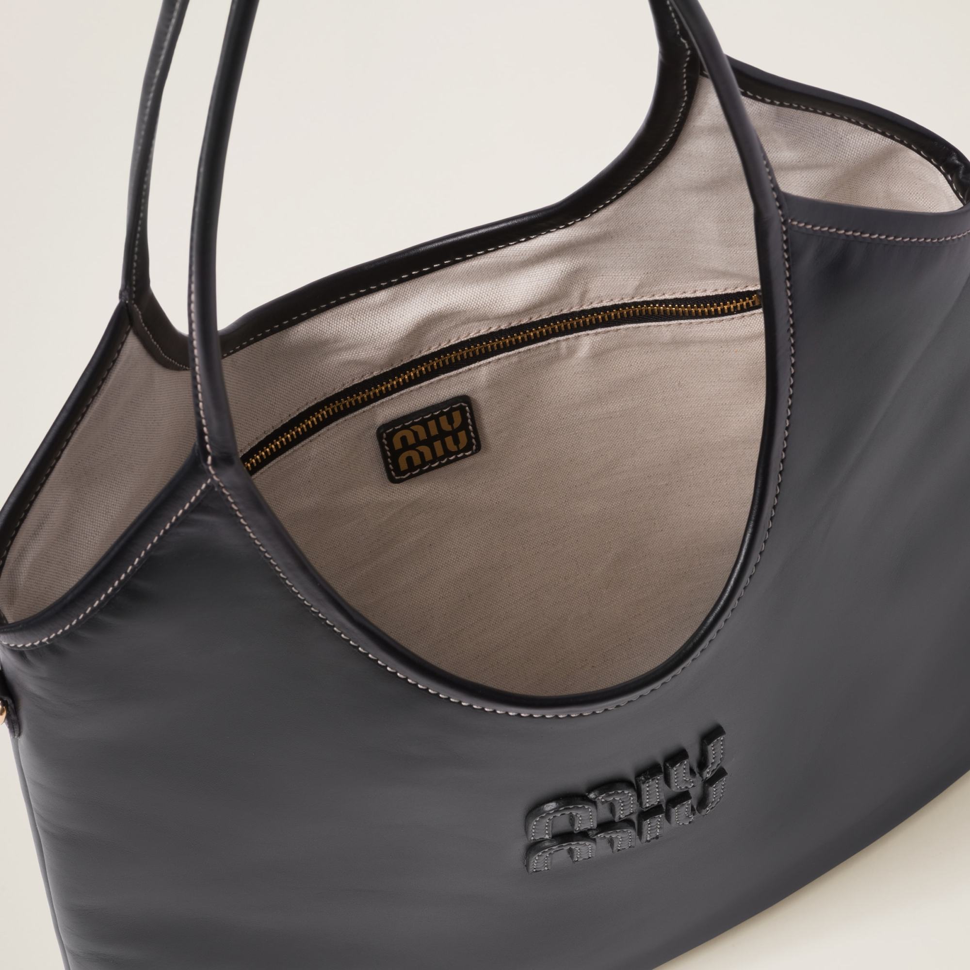 Miu Miu Ivy Leather Tote Bag In Black