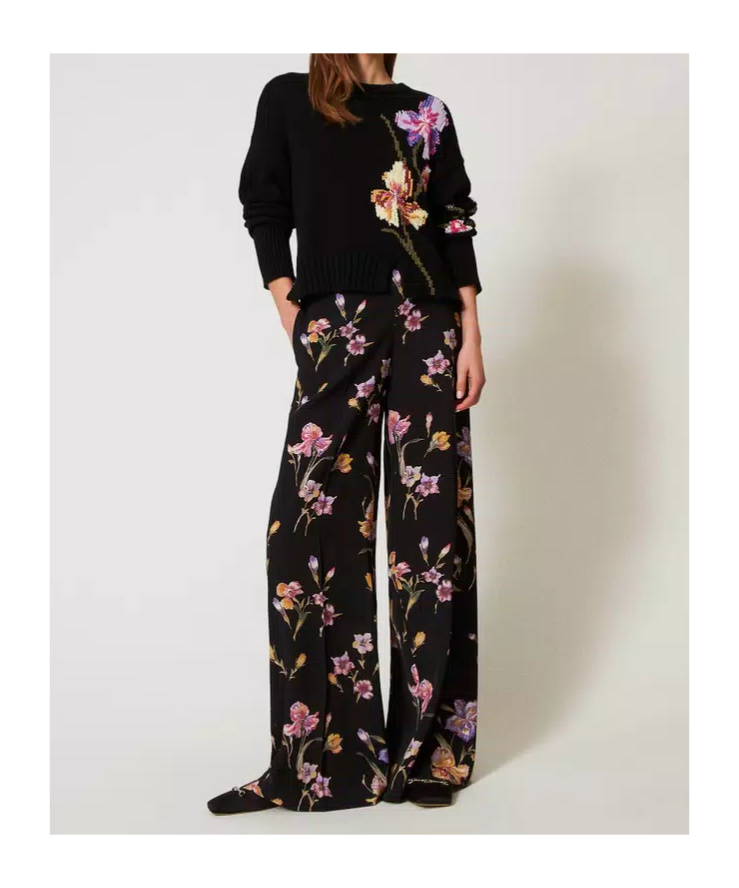 Twinset Twin-set Relaxed Fit Black Trousers In Black