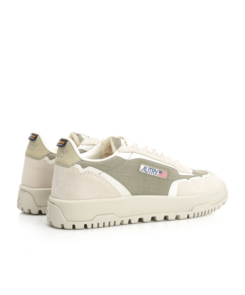 Autry Lace-up Low-cut Sneakers In White