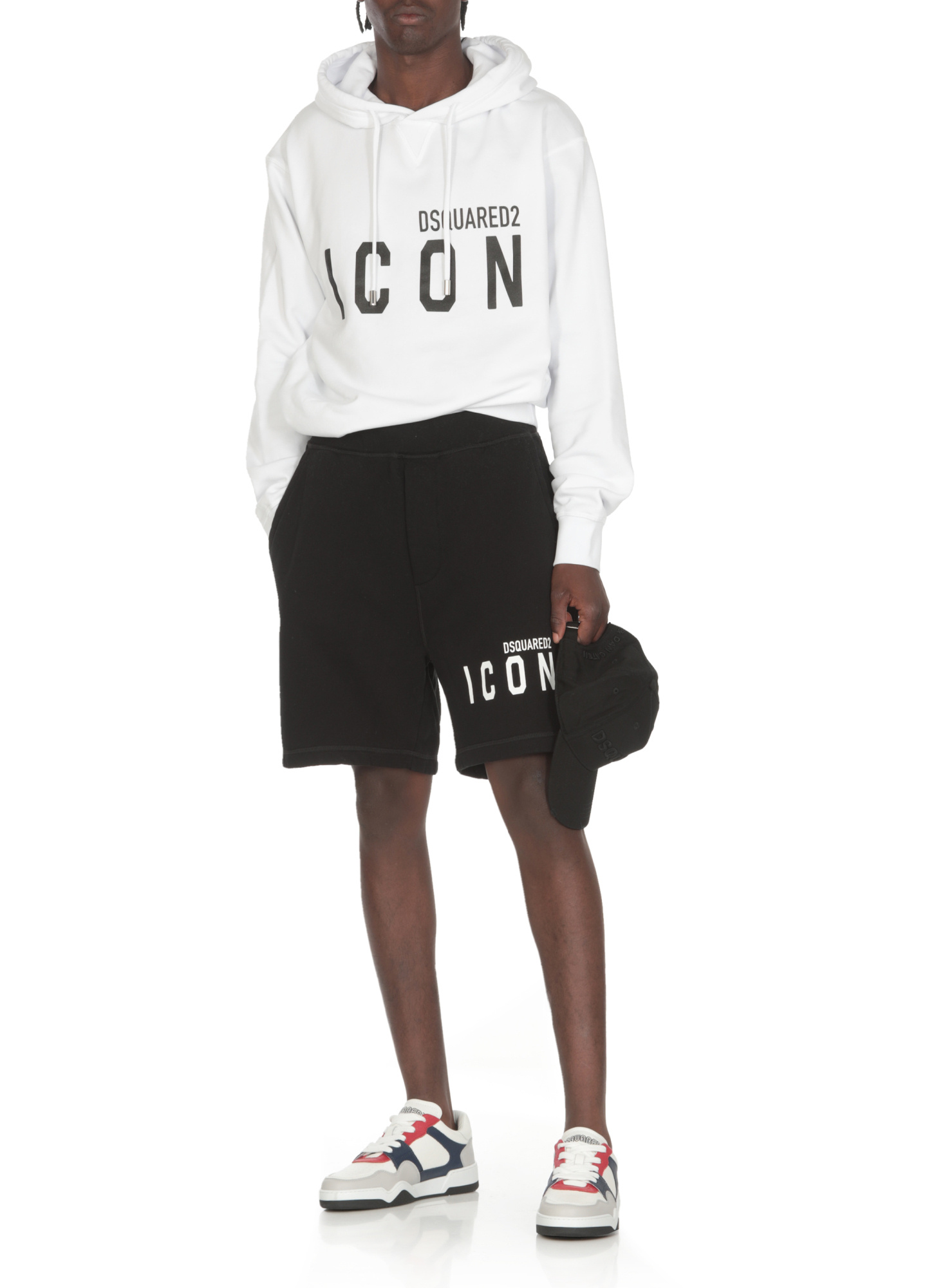 Dsquared2 Shorts In Black