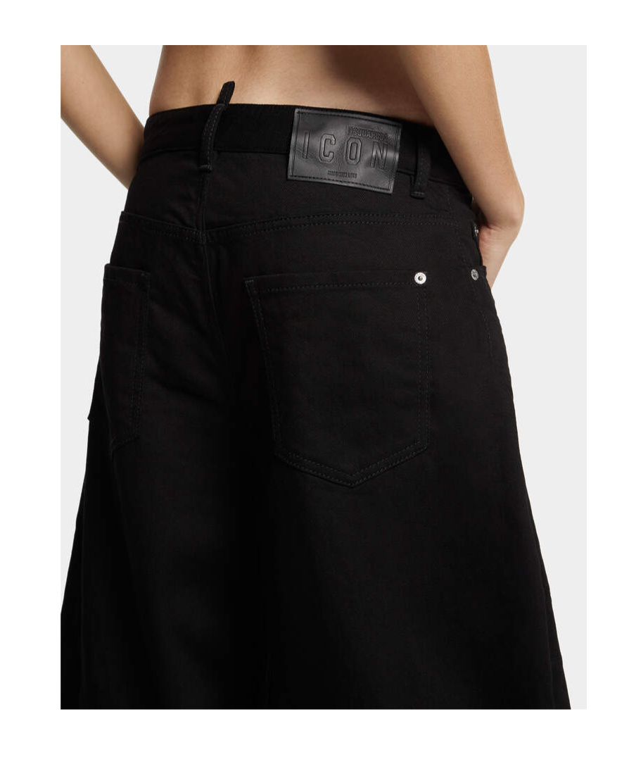 Dsquared2 Tapered Jeans In Black