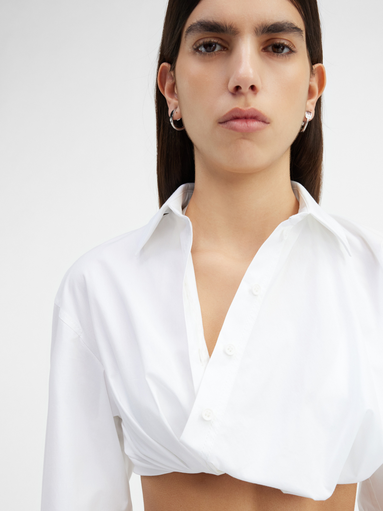 Jacquemus Bahia Courte Cropped Shirt In White