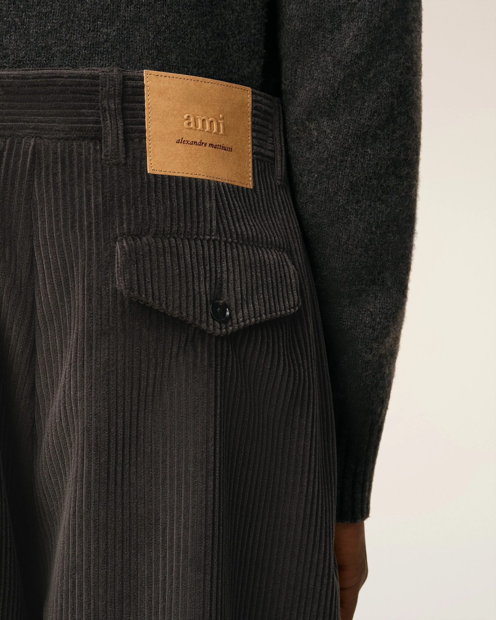 Ami Alexandre Mattiussi Ami Charcoal Grey Corduroy Pleated Cuffed Trousers In Black