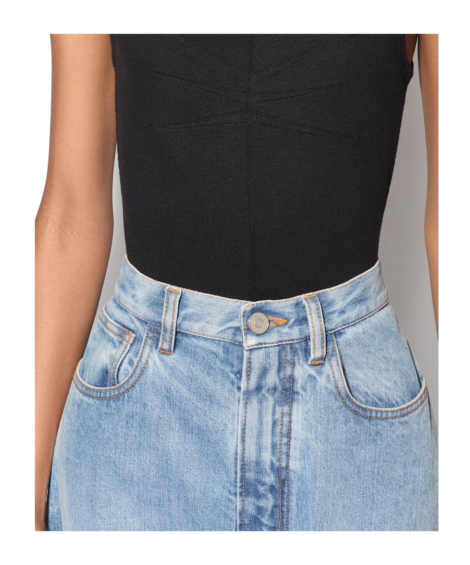 Alaïa Round Denim Pants In Blue