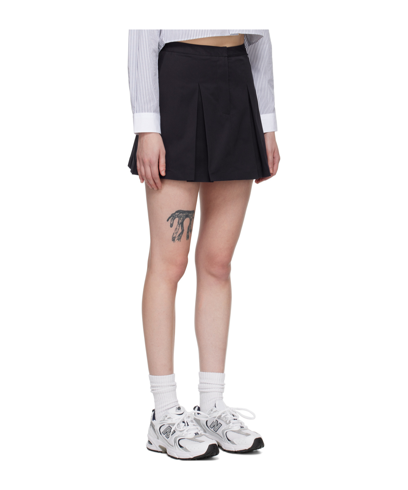 SPORTY AND RICH SERIF SKIRT