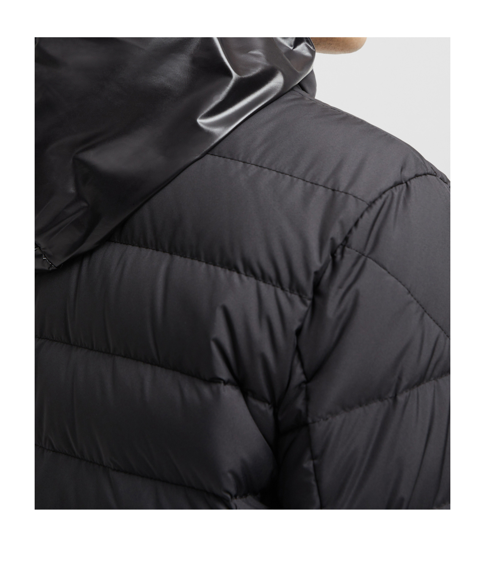 Moncler Grenoble Camurac Short Down Jacket In Black