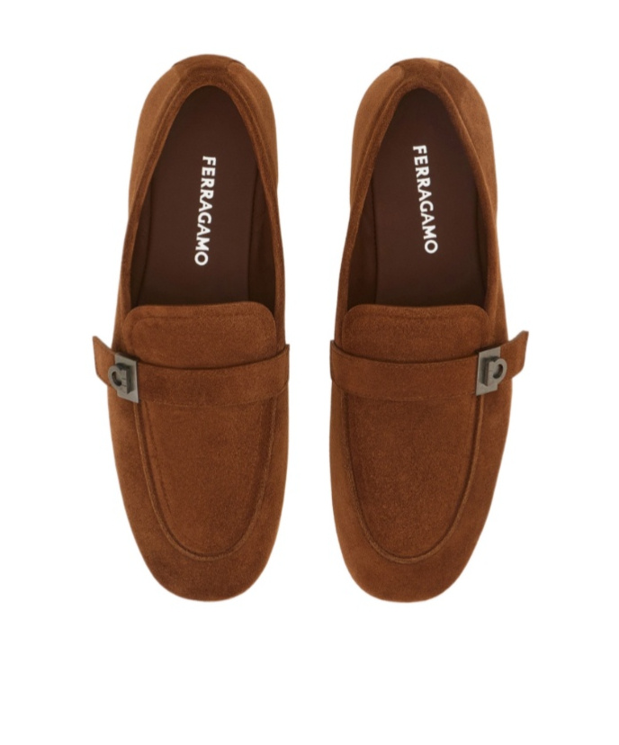 Ferragamo Hug Buckle Loafer In Brown