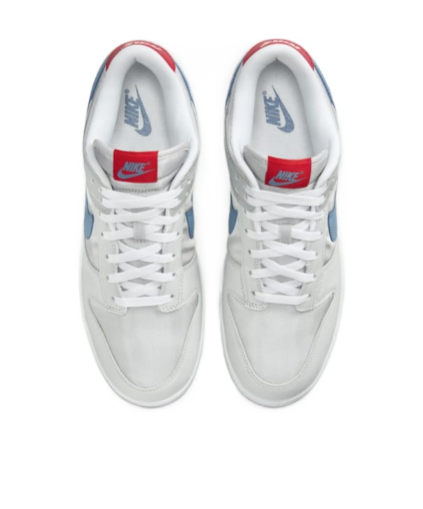 NIKE DUNK LOW SNEAKERS