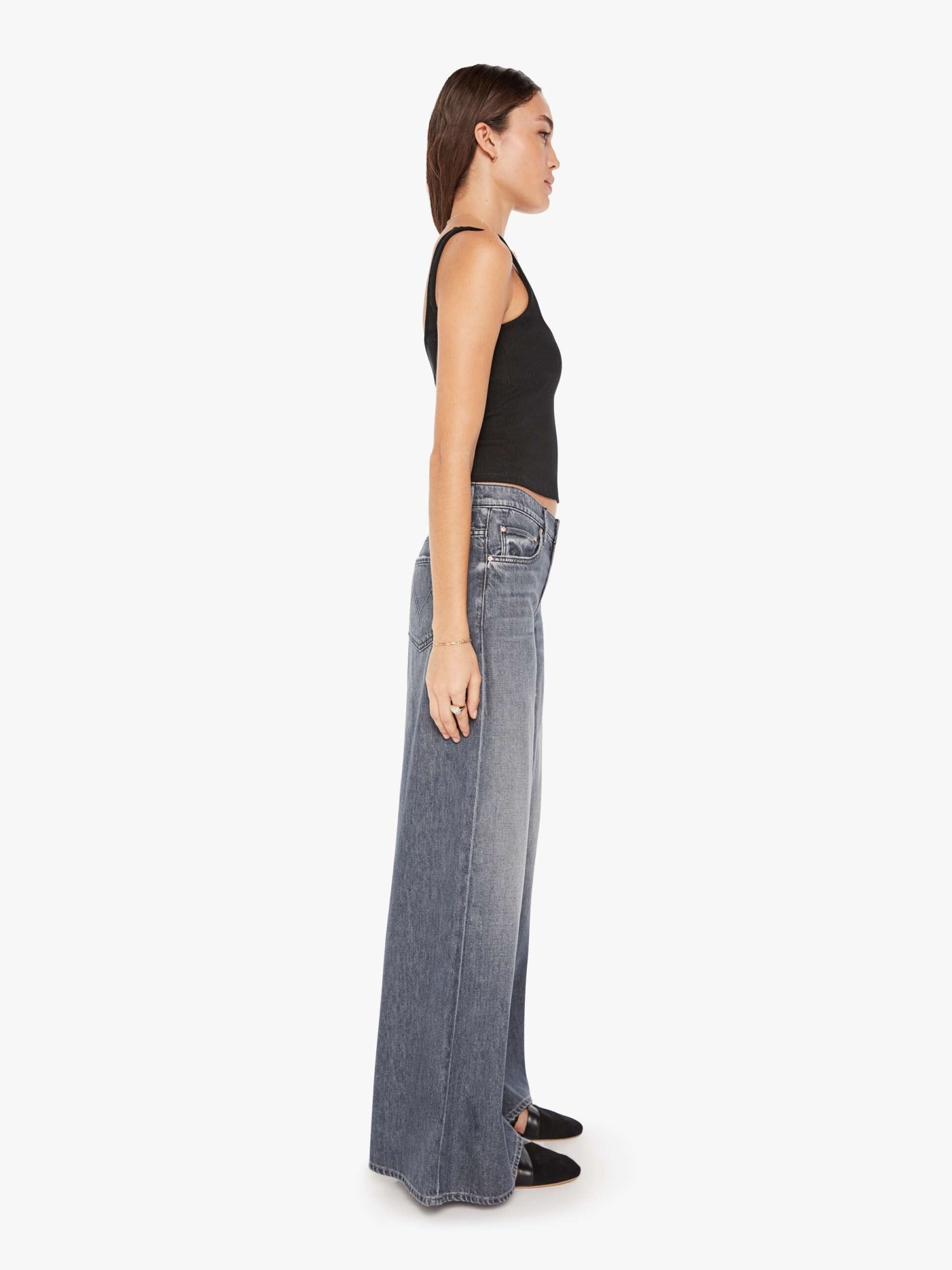 Mother The Swisher Sneak Off The Beaten Path Jeans In Black