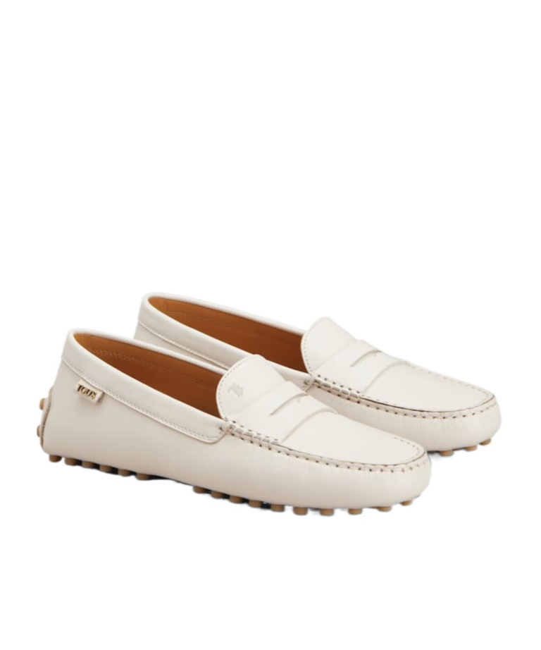 Tod's Round-head Minoccasin-bean Shoes In Nude