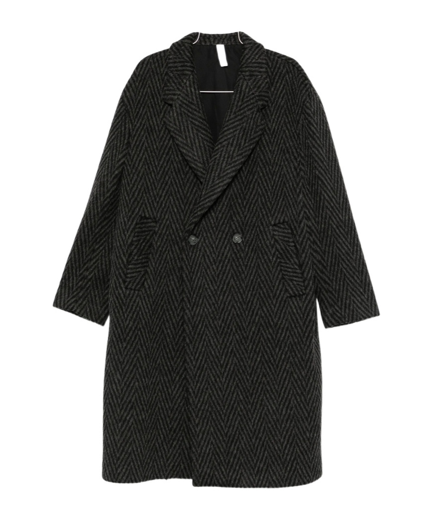 Hevo Double-breasted Herringbone Coat In Black