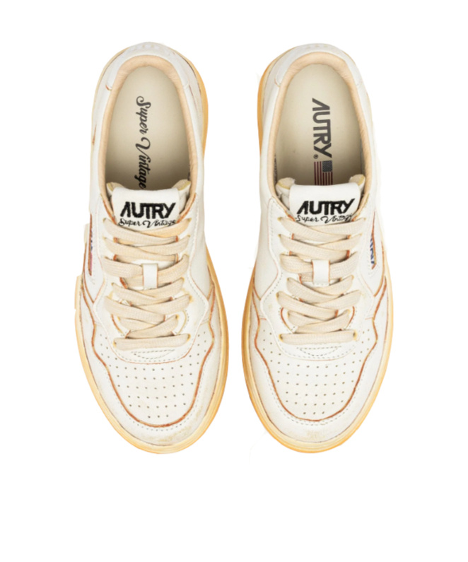 Autry Super Vintage Sneakers In White