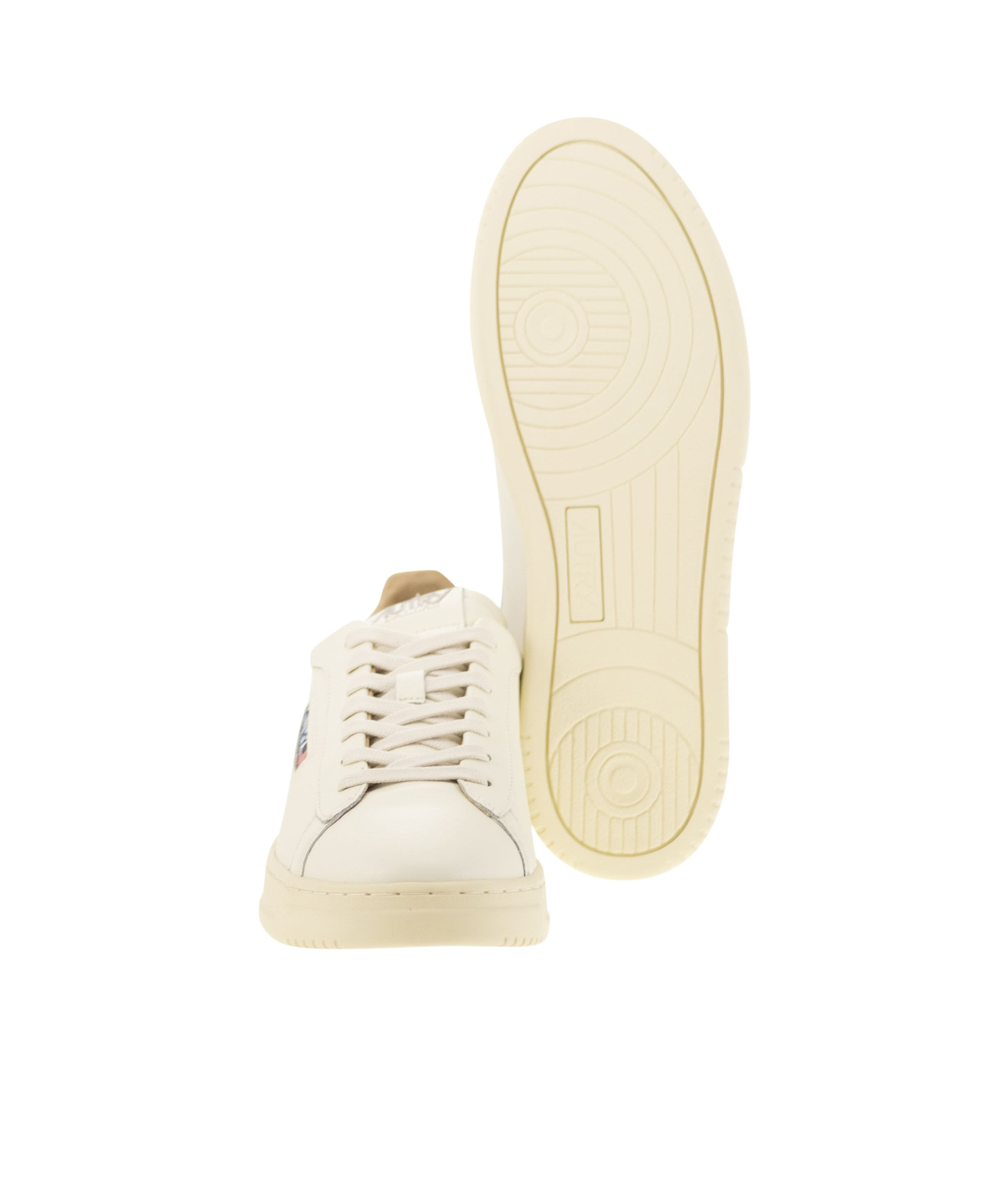 Autry Dallas Leather Sneakers