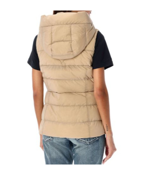 Canada Goose Clair Logo Patch Vest In Nude