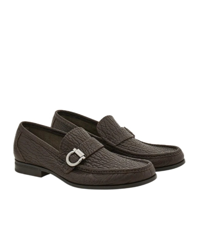 Ferragamo Gancini Loafers In Black