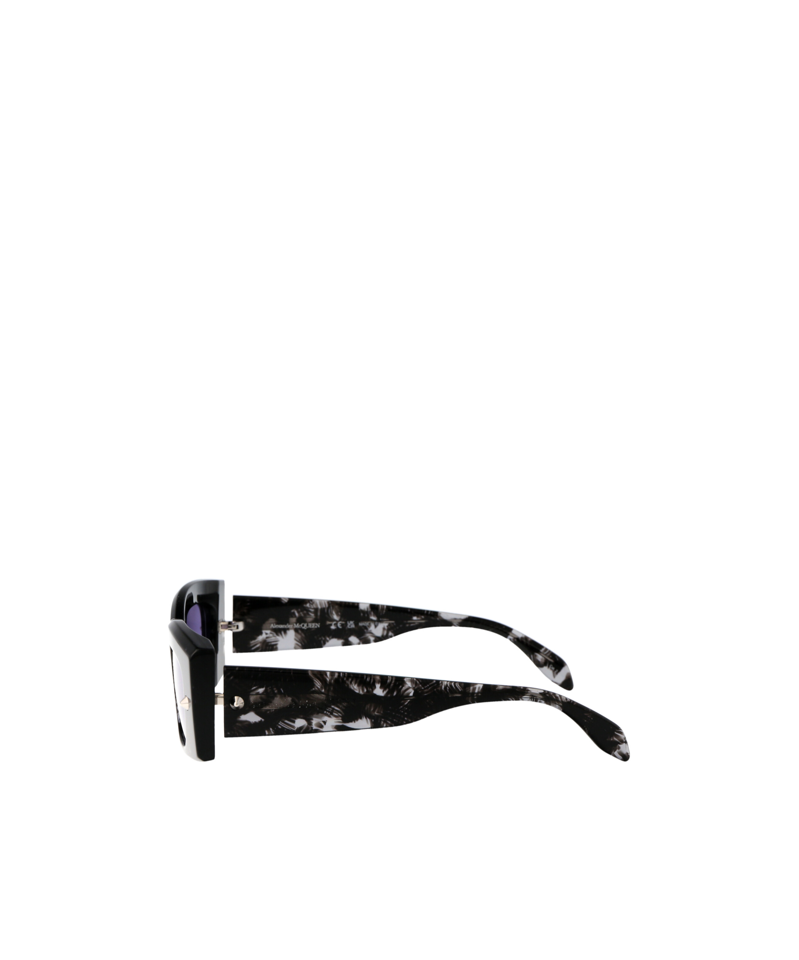 Alexander Mcqueen Bold Logo-print Sunglasses In Black