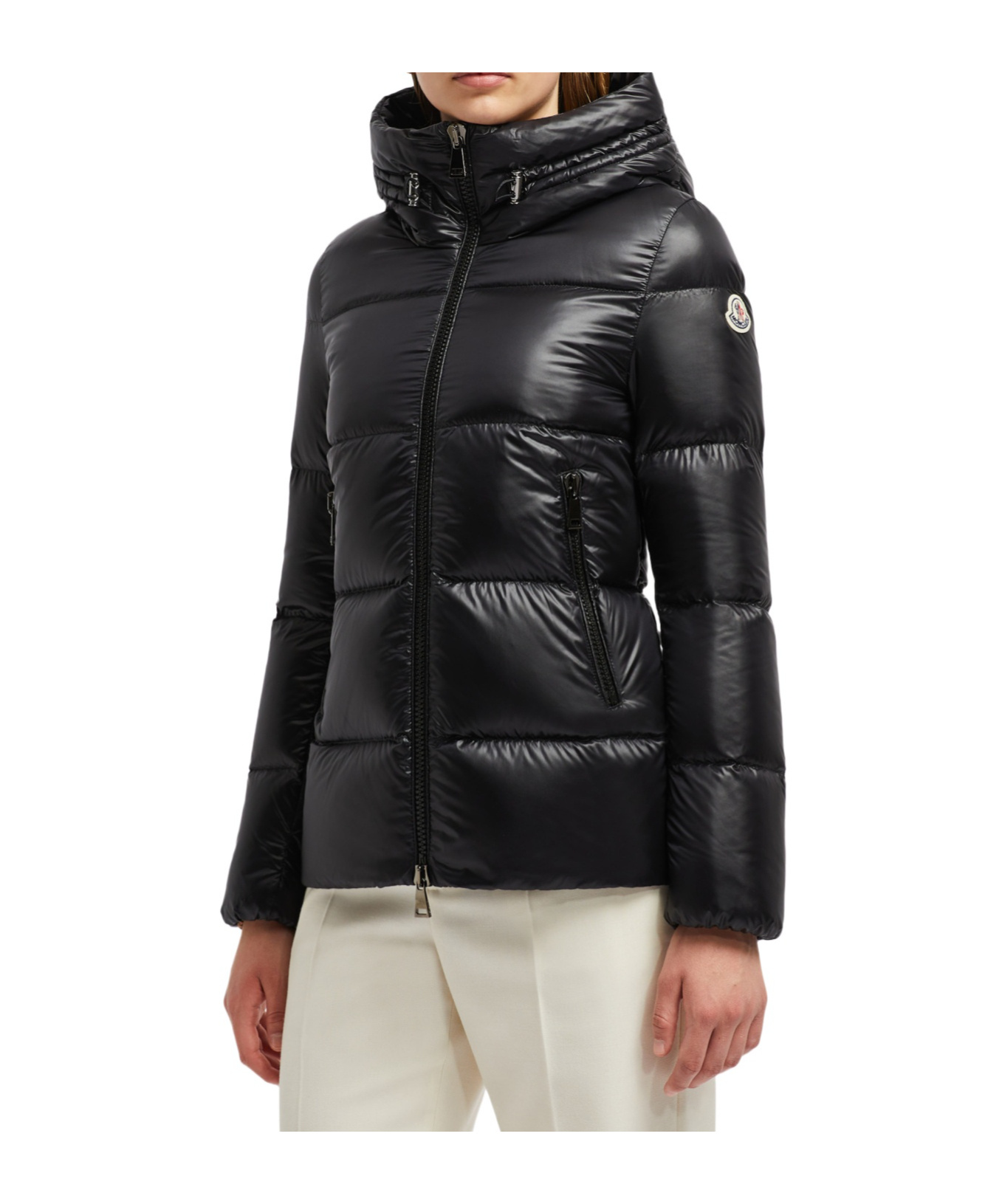 MONCLER SERITTE SHORT DOWN JACKET