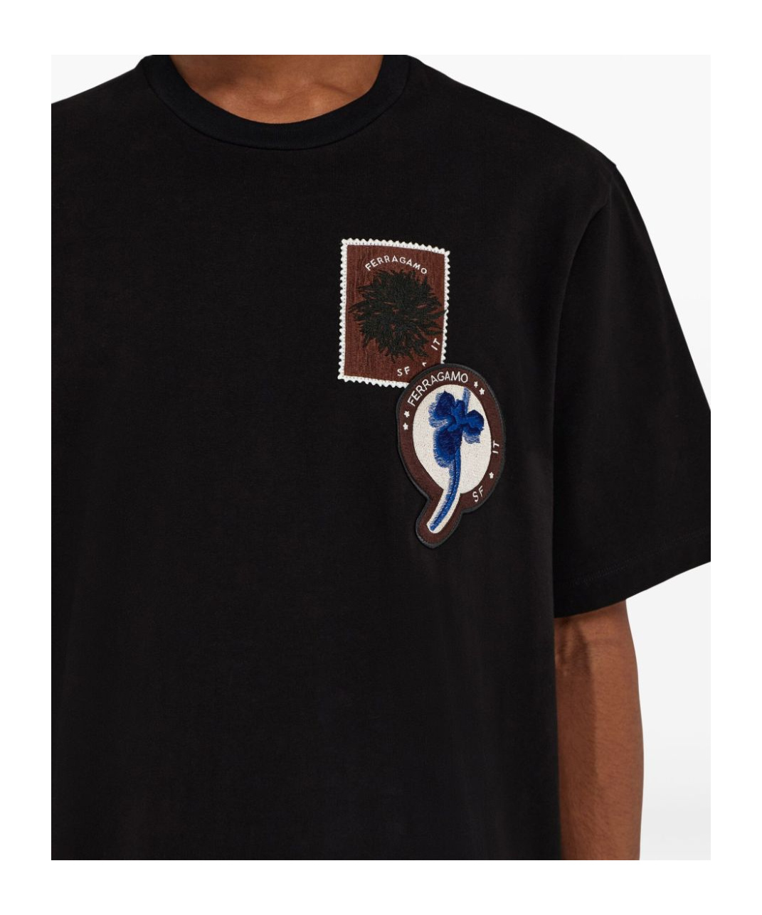 Ferragamo Logo Patch T-shirt In Black