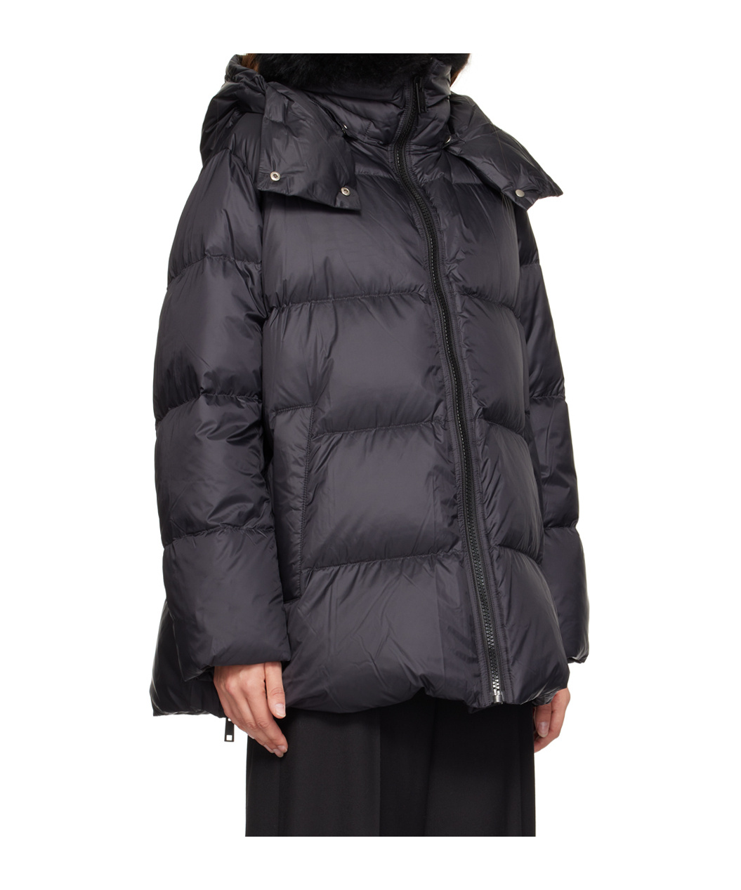 Yves Salomon Quilted Long-sleeved Down Jacket In Black