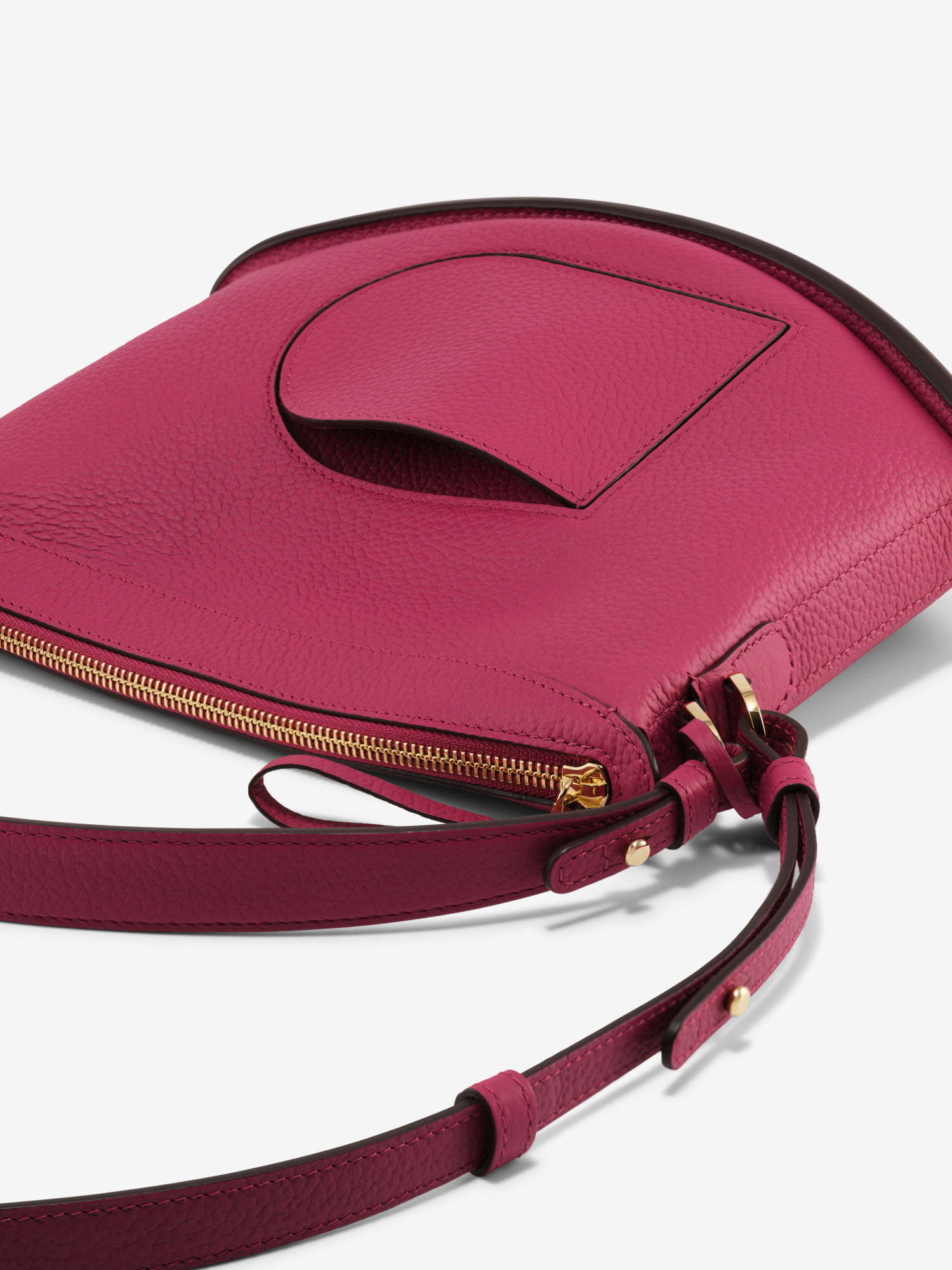 Delvaux Zippered Shoulder Bag In Red
