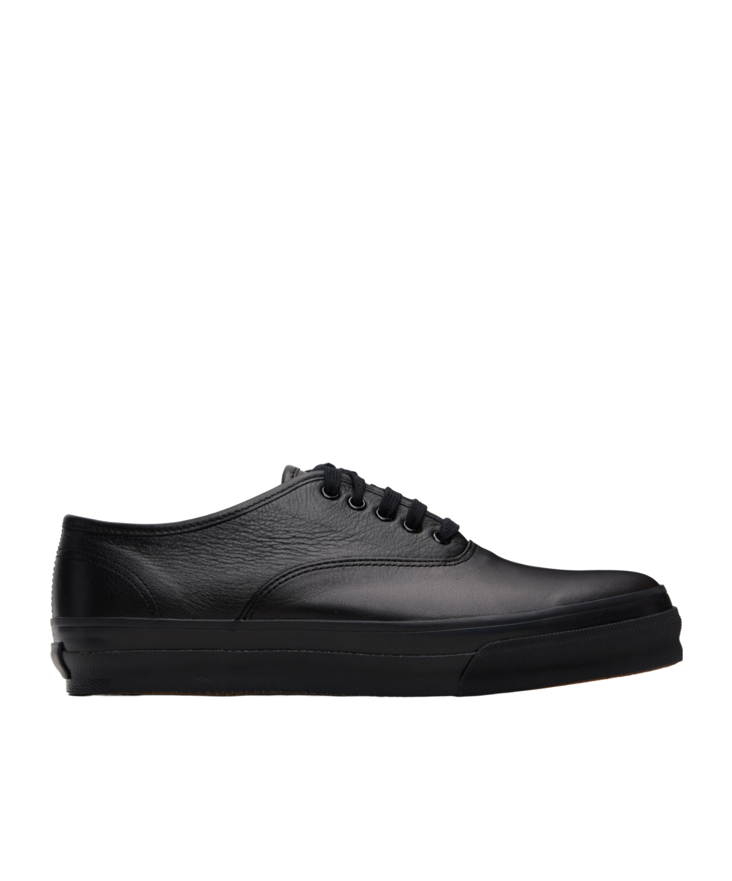 Comme Des Garçons Round-toe Low-top Casual Sneakers In Black