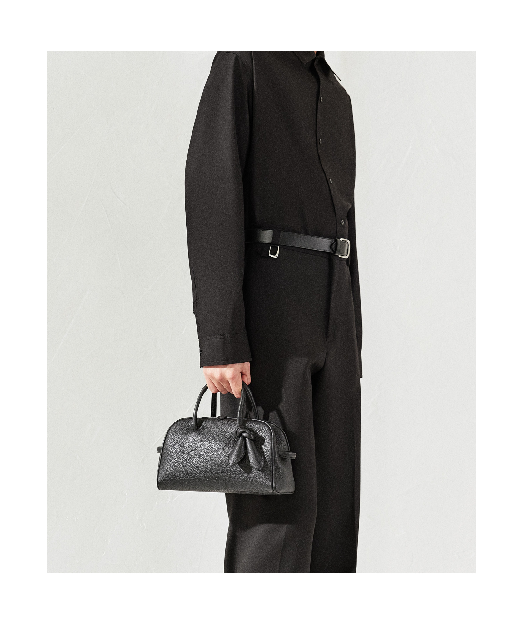 Jacquemus Small Shoulder Bag In Black