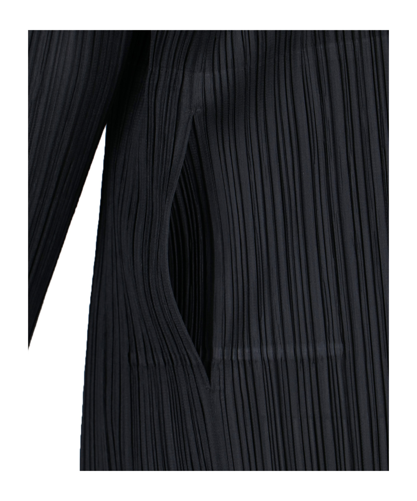 Issey Miyake Lissetting Coat Open In Black