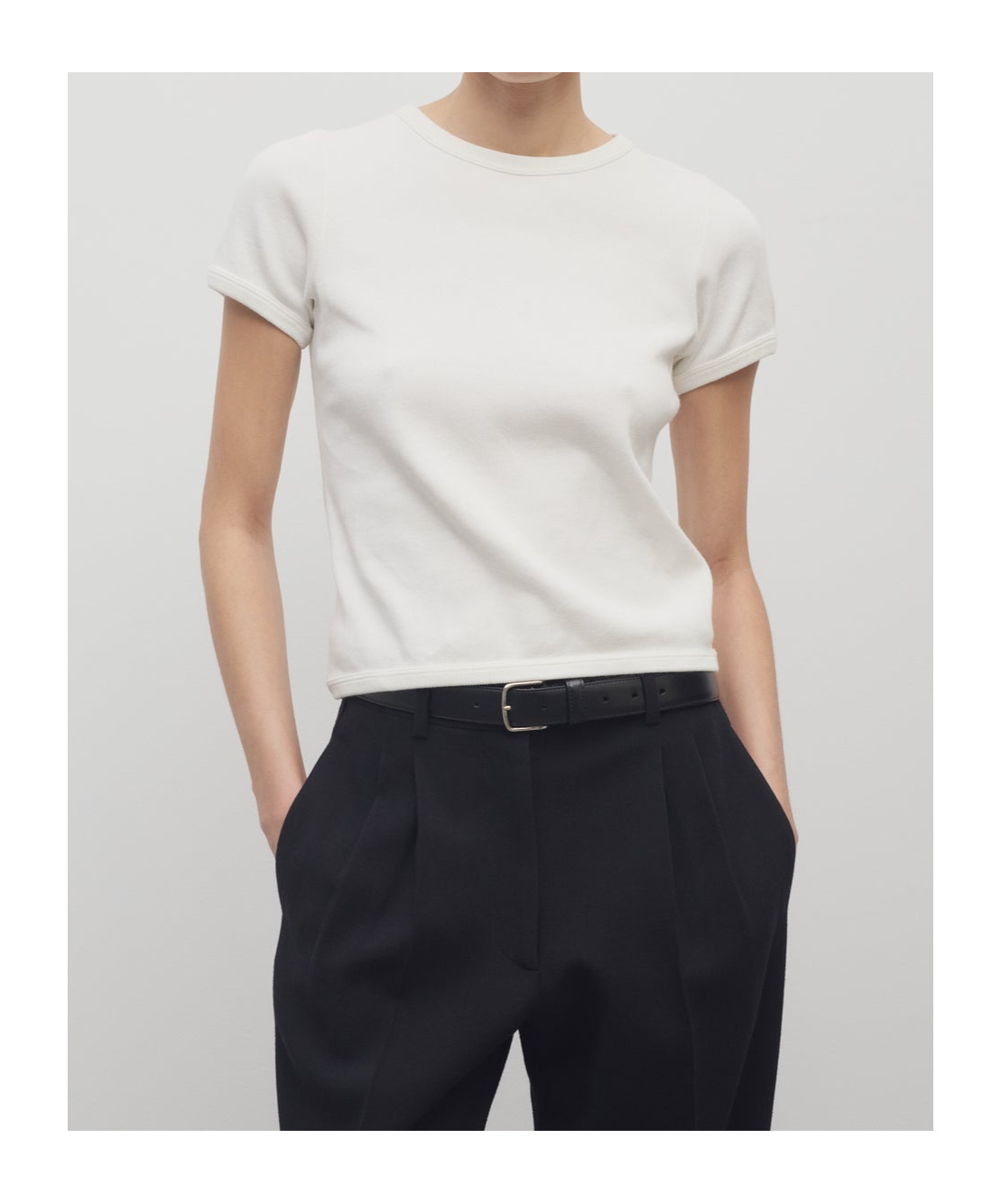 The Row Item O-neck Short-sleeved T-shirt In Neutral
