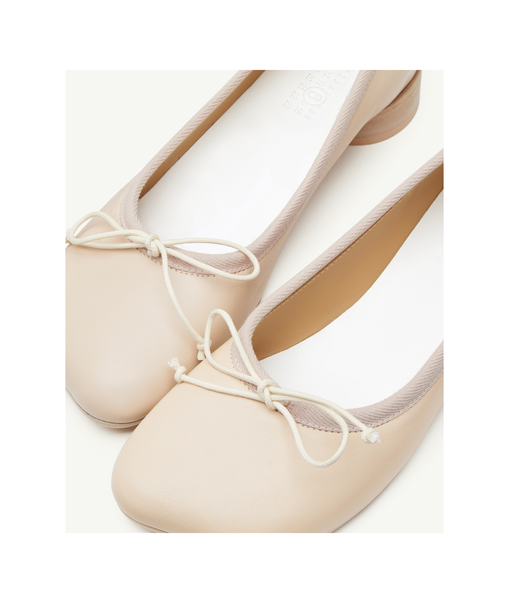 Mm6 Maison Margiela Anatomic Ballerinas In Nude