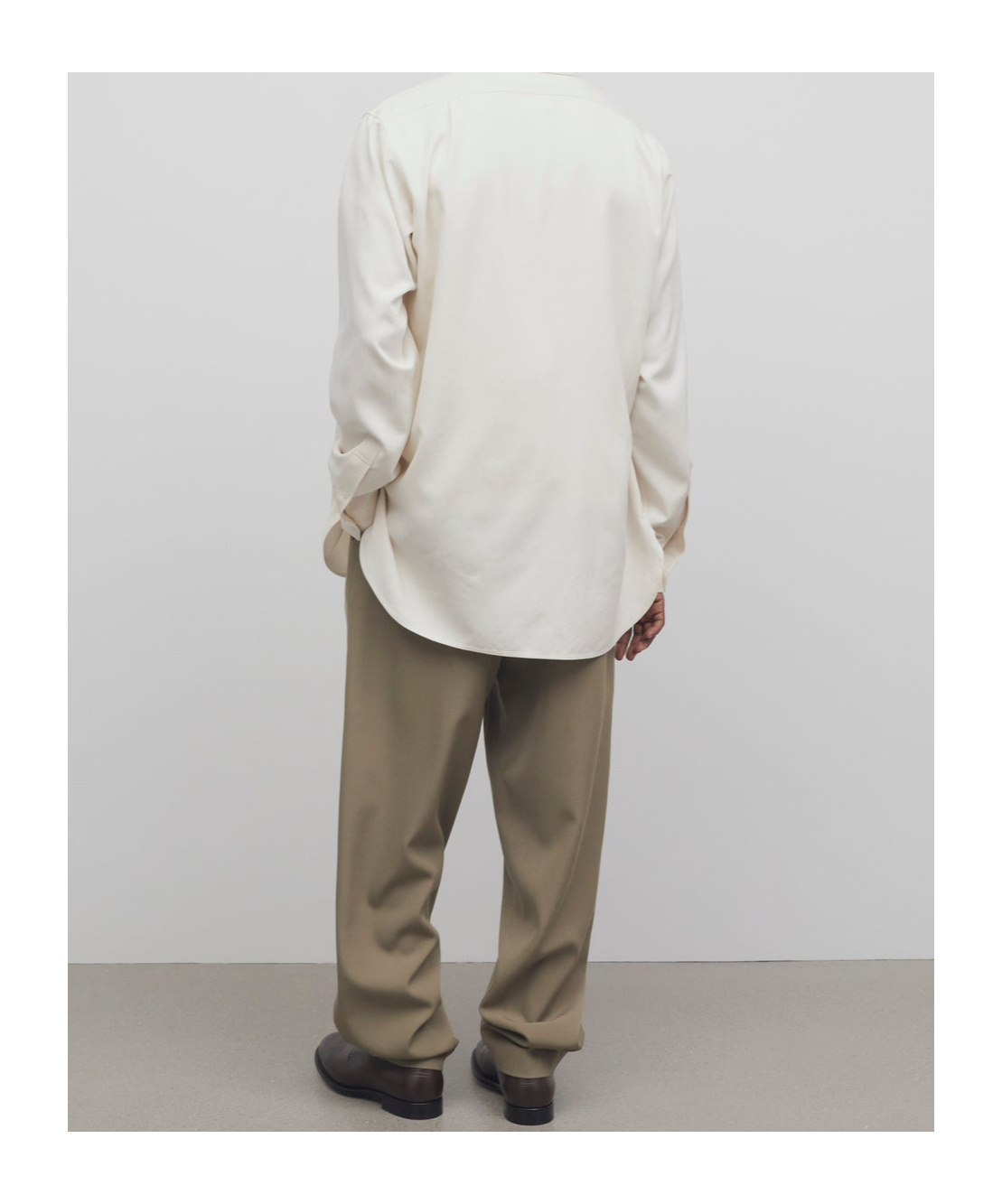 The Row Belt Loop Wool Casual Pants In Green