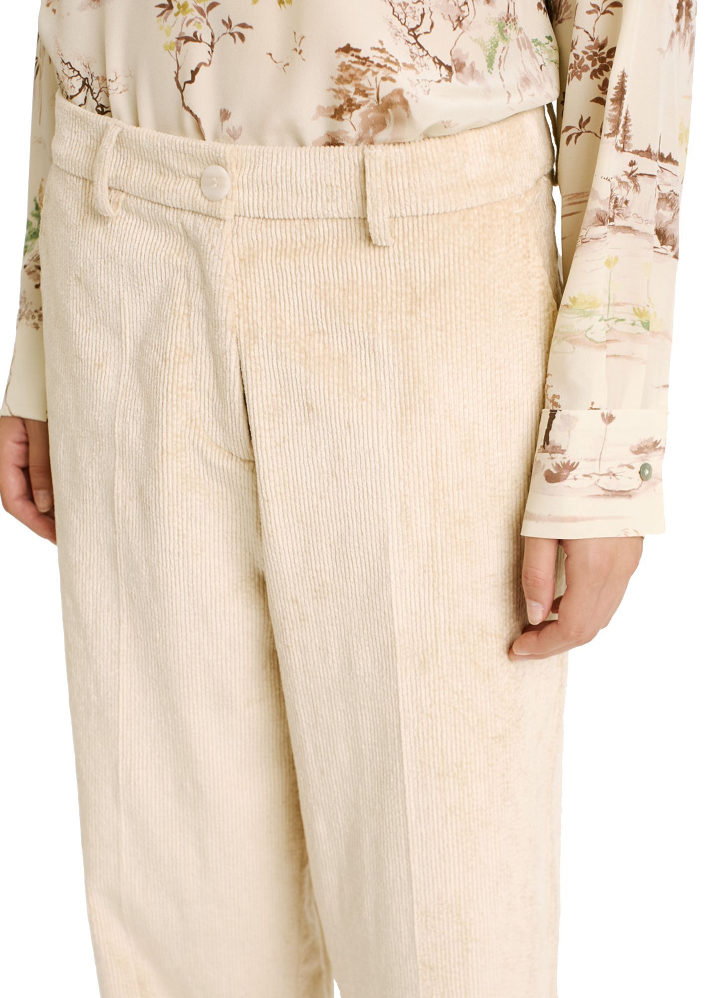 Momoní Dango Pants In Stretch Corduroy In White